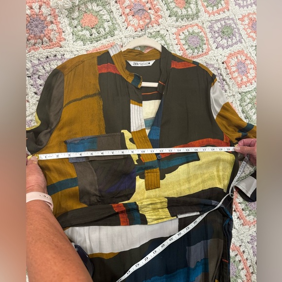 Zara Printed Midi Dress w/ Belt - Picture 9 of 10